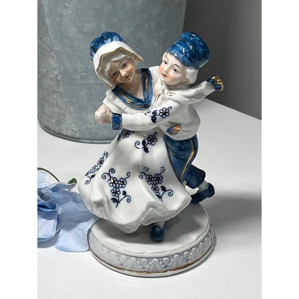 KPM Porcelain Figurine Boy Girl Dancing Blue White Gold Accents 4952‎ Vintage